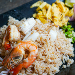 ข้าวผัดกะปิทะเล