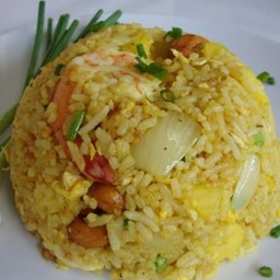 ข้าวผัดสับปะรถ