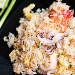 ข้าวผัดทะเล