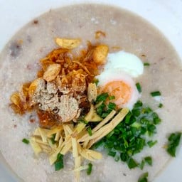 โจ๊กหมูทรงเครื่อง