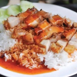 บะหมี่ 74 หมูแดง หมูกรอบ