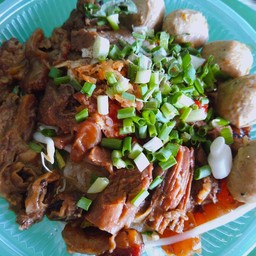 หมี่เนื้อรวมแน่นๆจุกๆ แน่นๆ