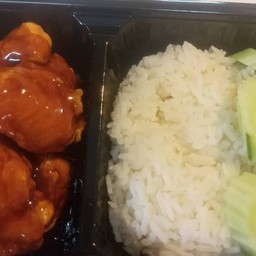 ข้าวเหนียวไก่ทอด ขนมจีนใต้