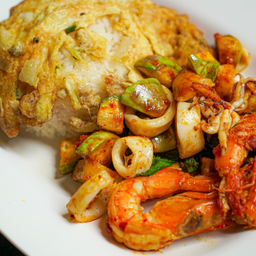 ข้าวพริกแกงทะเล