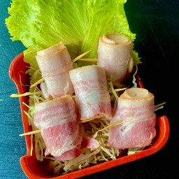 ไส้กรอกพันเบคอน