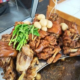 ขาหมูโอชารส