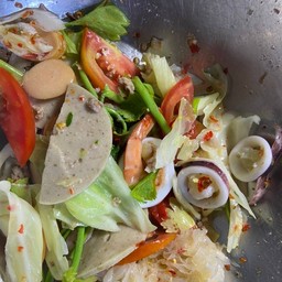 ยำรวมมิตรไม่ใส่เส้น