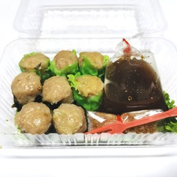 จีบหมูสาหร่าย กับ ปู