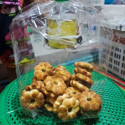 ขนมไส้น้ำตาล