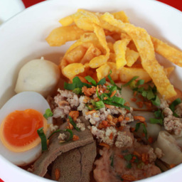 ก๋วยเตี๋ยวต้มยำแห้ง