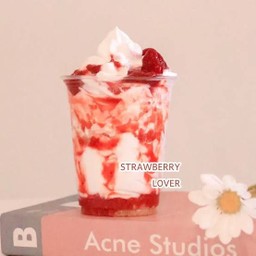 วิปครีมสตรอเบอร์รี่