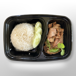 [อร่อยซ่ากับโค้ก] หมูทอดกระเทียมราดข้าว +  โค้ก ออริจินัล (กระป๋อง)