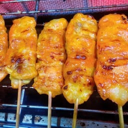 ไก่ย่างแดงปิ้ง (ไม้ละ)