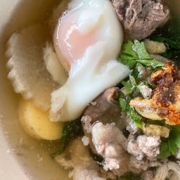 ต้มเลือดหมุใส่ไข่