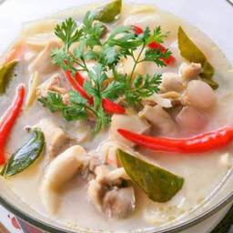 ต้มข่าไก่