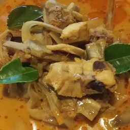 แกงไก่หยวกกล้วย
