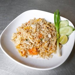 ข้าวผัดปู