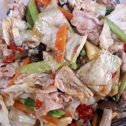 ผัดผักรวมมิตรหมู
