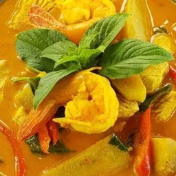 แกงคั่วกุ้งใส่กล้วยดิบ