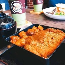 ข้าวแกงกะหรี่ไก่