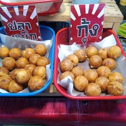 ทาโกะยากิ วาเฟิลนมสดหน้า ม.อยู่สบาย1