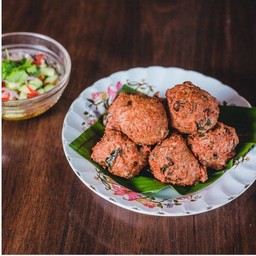 ทอดมันปลาใบโหระพาสด-กลูเตนฟรี