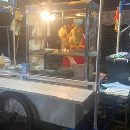 ข้าวมันไก่-หน้าโลตัสโลกี ถนนโลกี