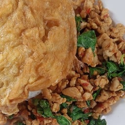 ข้าวกระเพราไก่สับ