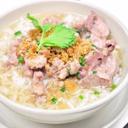 ข้าวต้มหมูสับ