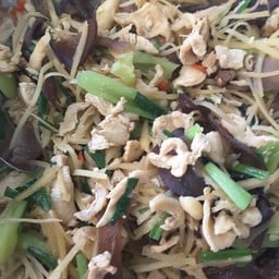 ครัวอิ่มอร่อย ข้าวแกง 10 บาท