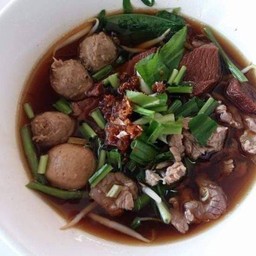 เส้นเล็กเนื้อ(เนื้อตุ๋น ลูกชิ้น เนื้อสด)