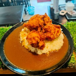 ข้าวแกงกะหรี่ไก่คาราเกะ