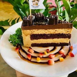 MOCHA MOUSSE CAKE