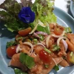 ยำเเซลมอน