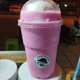 มะพร้าวปั่น+นมเย็น