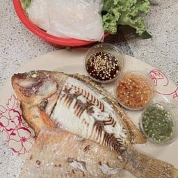 ปลาเผาอบโอ่ง ซอยวัดอู่ตะเภา