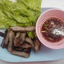 เสือร้องไห้