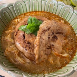ข้าวซอยหมูชาชู