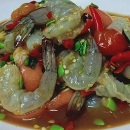 ตำปลาร้ากุ้งสด (ส้มตำ)