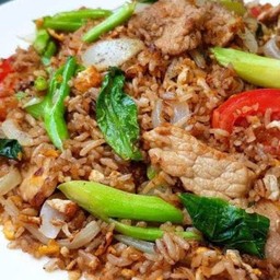 อาหารและกล้วยทอด