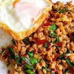 ข้าวราดกะเพราหมูสับ
