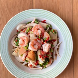 ยำใจละลายยย (ของแท้ต้องย.ยักษ์สามตัว)