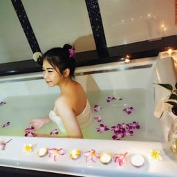 ขัดผิว + แช่น้ำนม