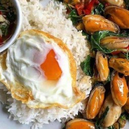 กะเพราหอยแมลงภู่