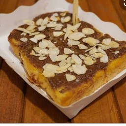 นูเทลล่าอัลมอนด์