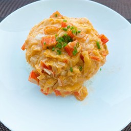ข้าวกะเพรา ไข่ขยี้ Happy Charms (พหลโยธิน52)