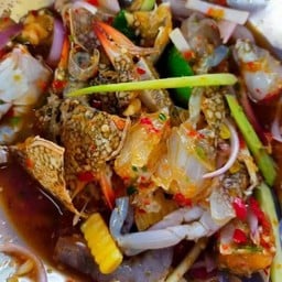 ปูม้า  ไข่แดง