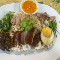 ข้าวขาหมูวัยละอ่อน สาขา2 ชลบุรี(นาป่า)