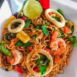 มาม่าผัดขี้เมา