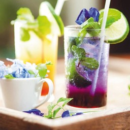 ตำนวนF.ชุดข้าวหมูทอดติดมันพิเศษ-เครื่องเคียง 3อย่าง+ยำไข่ต้ม+น้ำอัญชันมะนาว 1 ขวด